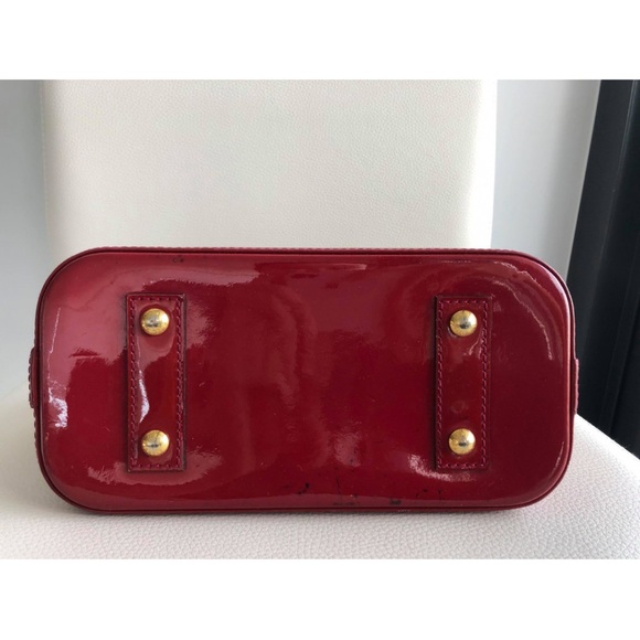 Louis Vuitton Alma BB Patent leather mini bag - Picture 9 of 16